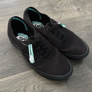 Brand New With Tags Vans Black ComfyCush Authentic Shoes Unisex- size 9M/10.5W
